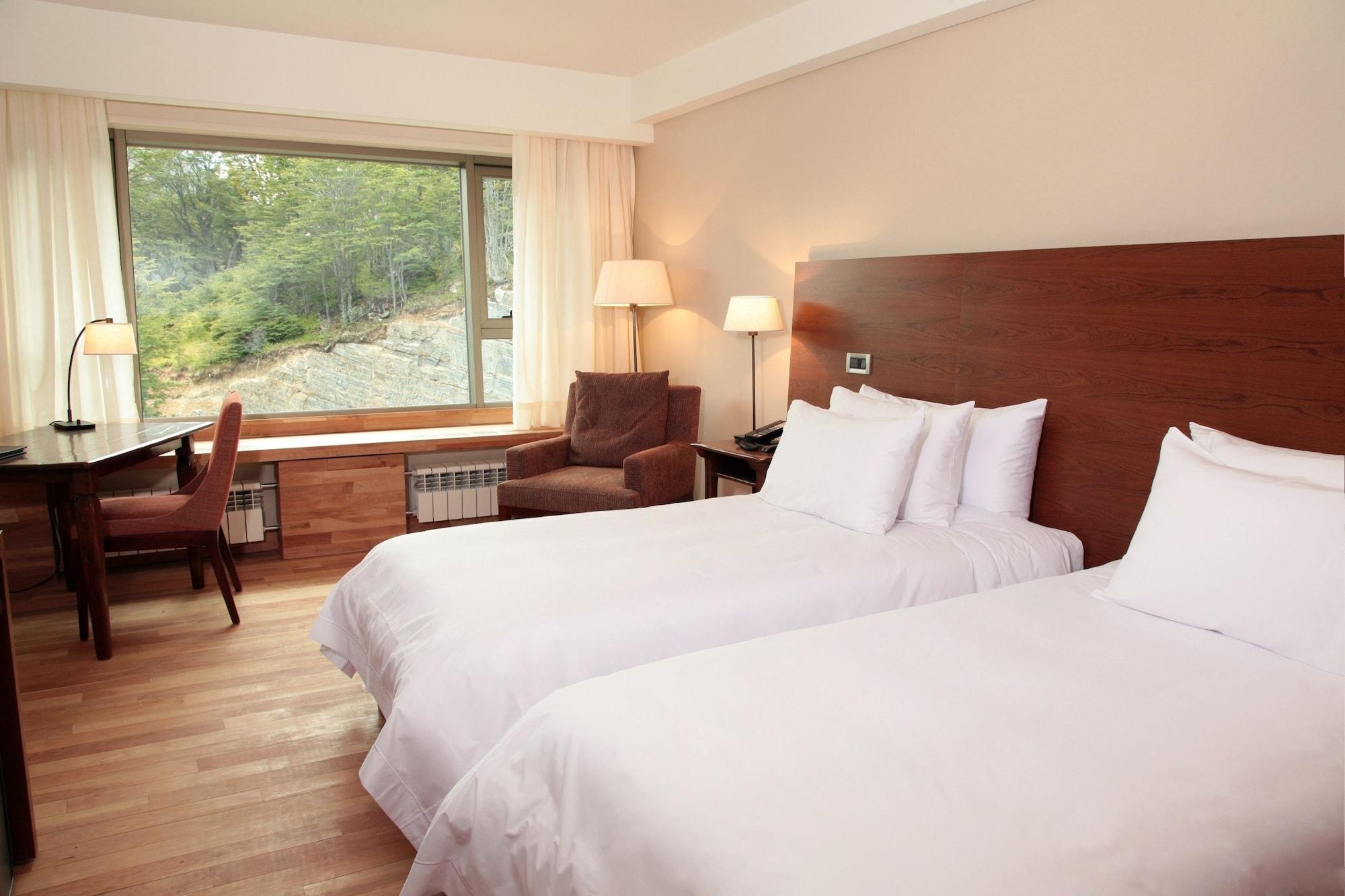 Arakur Ushuaia Resort & Spa Екстериор снимка A room at the hotel