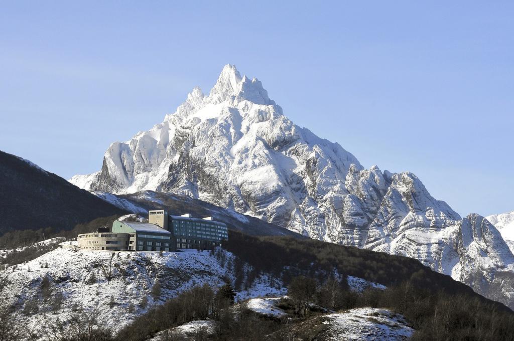 Arakur Ushuaia Resort & Spa Екстериор снимка Mount Tianzhu